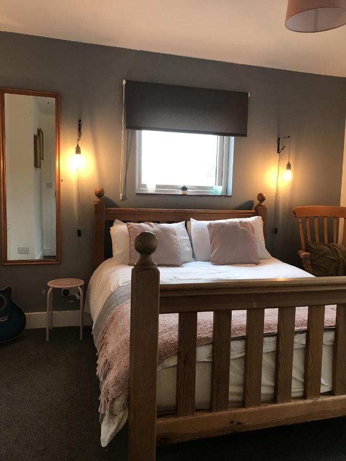 Bed and Breakfast Stoneleigh Филикстоу Экстерьер фото