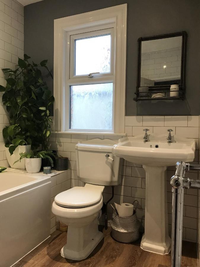Bed and Breakfast Stoneleigh Филикстоу Экстерьер фото