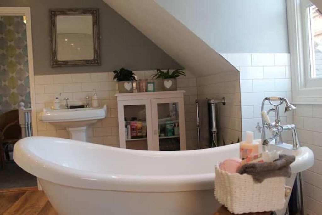 Bed and Breakfast Stoneleigh Филикстоу Экстерьер фото